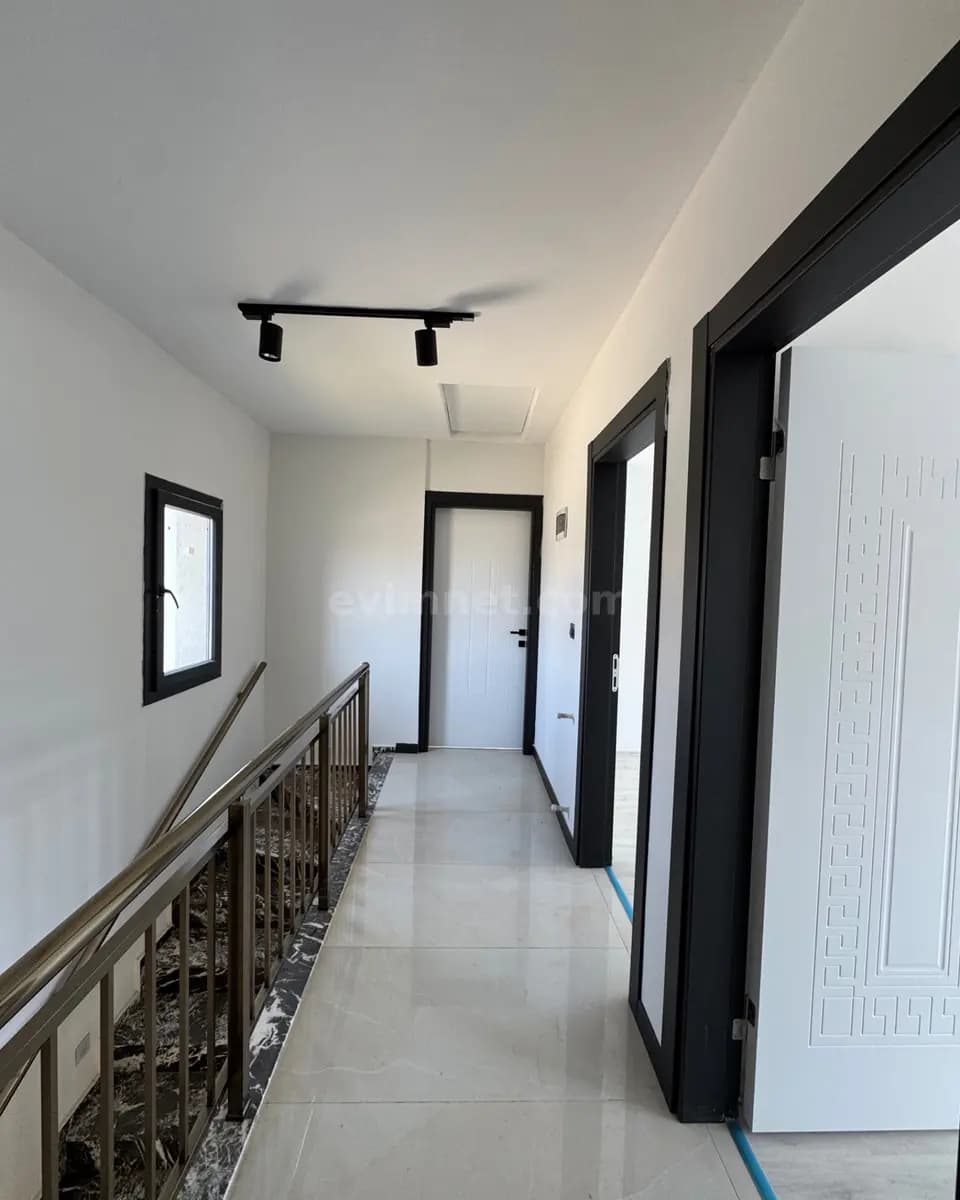 Kuşadası Satılık Villa — 4