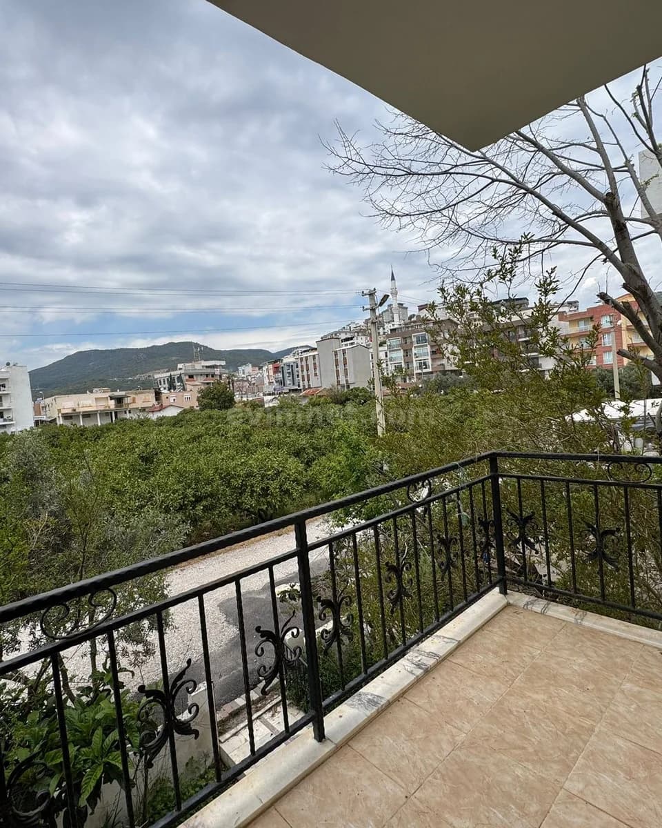 Menderes Satılık Daire — 5