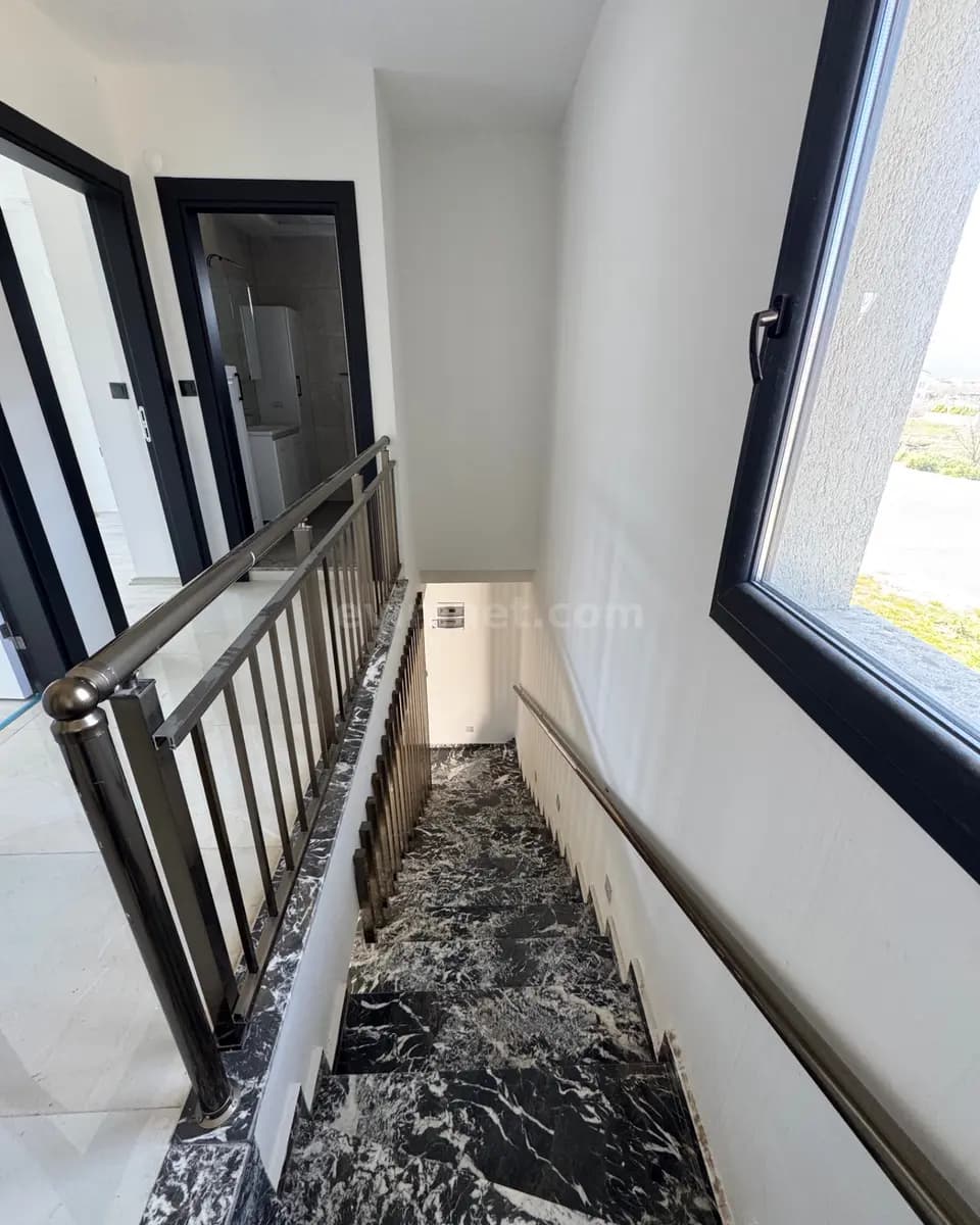 Kuşadası Satılık Villa — 3