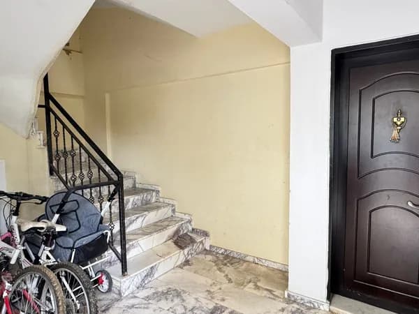 Menderes Satılık Daire 2. görünüm